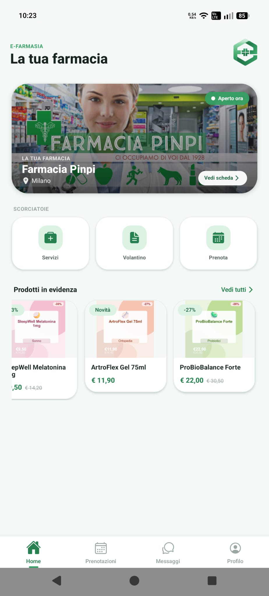 Schermata Home con scheda farmacia, scorciatoie e prodotti in evidenza